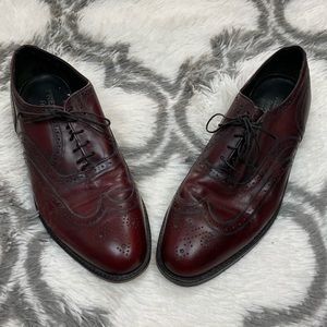 Freeman Burgundy Wingtips Oxfords 10 D